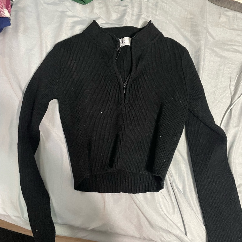 Black Knit Cropped Sweater
